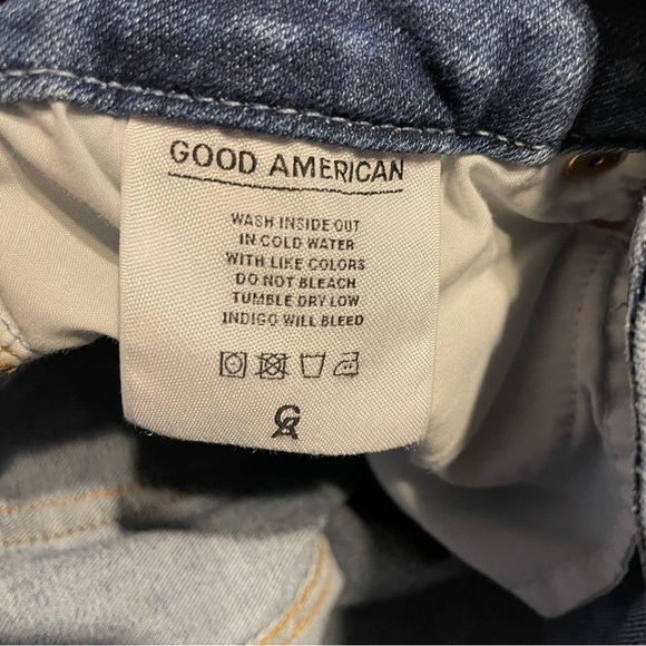 Good American skinny jeans some distressing - Picture 7 of 10